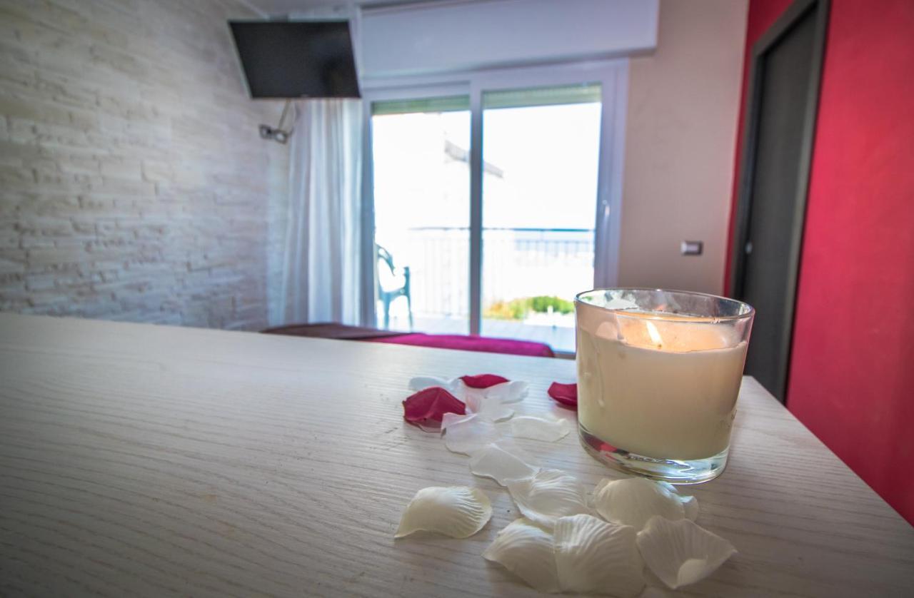 Hotel London Cattolica Zewnętrze zdjęcie